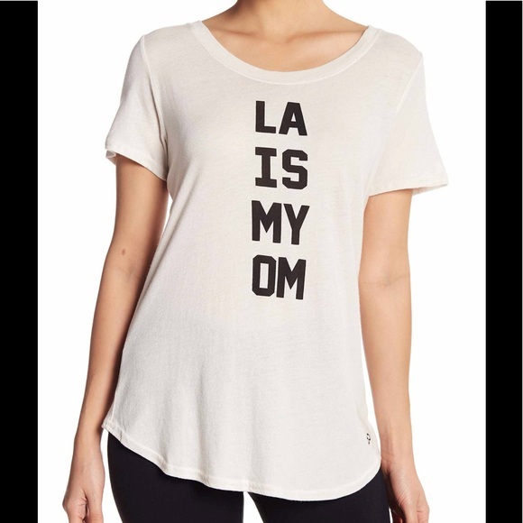 ALO Yoga Graphic Tee LA is my Om Pearl - Picture 1 of 2